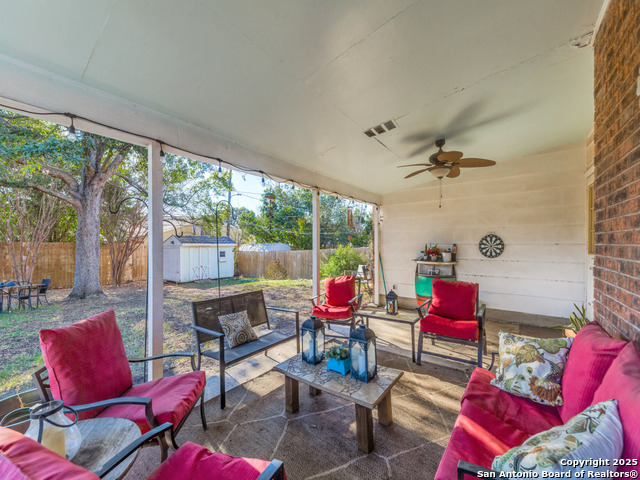 Listing photo id 20 for 8618 Dudley Dr