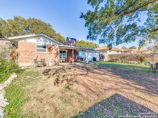 Listing photo id 22 for 8618 Dudley Dr