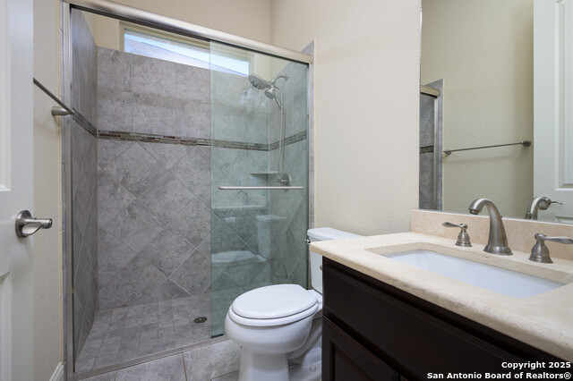 Listing photo id 19 for 27623 San Portola