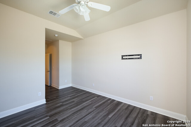 Listing photo id 28 for 27623 San Portola