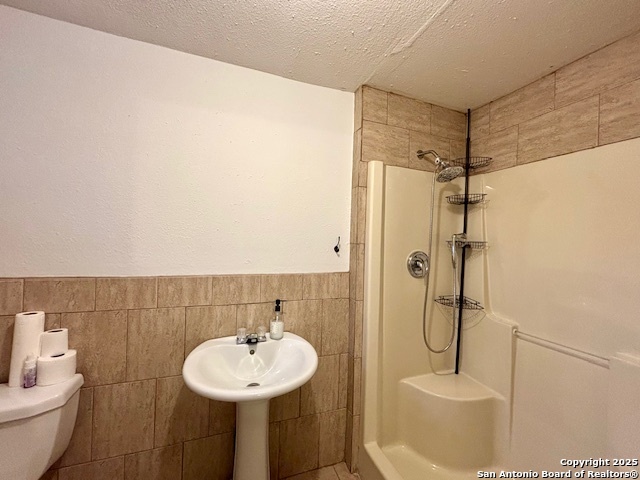 Listing photo id 20 for 138 Ballard Dr