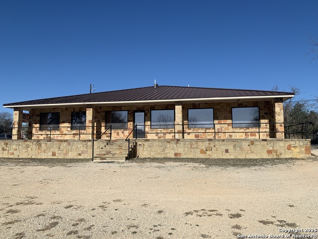 Listing photo id 11 for 14157 State Highway 16