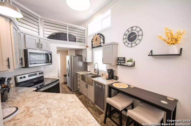 Image 10 of 29 For 5386 Ranch Road 1376 #114