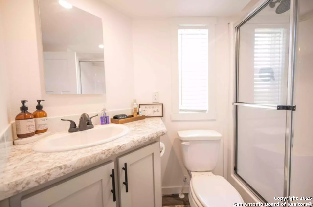 Image 14 of 29 For 5386 Ranch Road 1376 #114