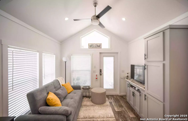 Image 8 of 29 For 5386 Ranch Road 1376 #114