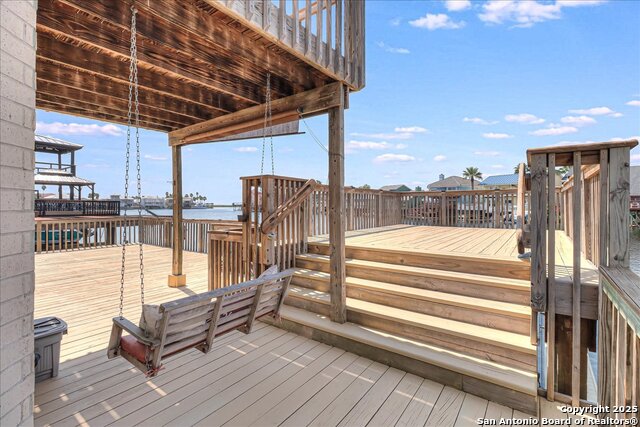 Listing photo id 36 for 15349 Beaufort Ct