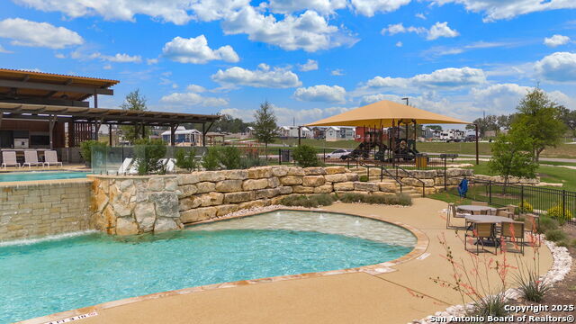 Image 23 of 31 For 5386 Ranch Road 1376 #193