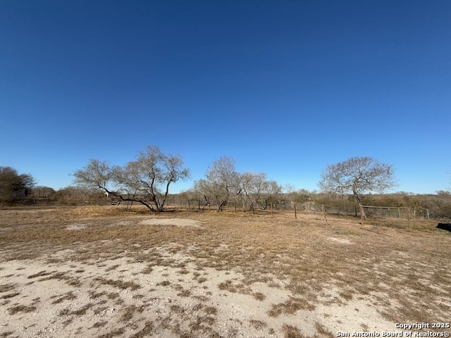 Listing photo id 17 for 21636 County Road 798