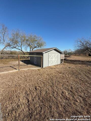 Listing photo id 0 for 21636 County Road 798