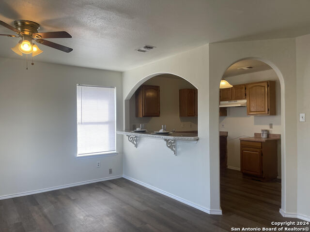 Listing photo id 1 for 4967 Fortuna Pl