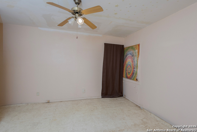 Listing photo id 16 for 602 San Ignacio S