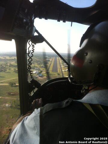 Image 47 of 71 For 2154 Aviation Loop