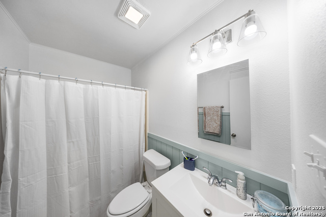 Listing photo id 15 for 6222 Ridge Glade St