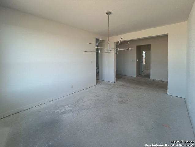 Listing photo id 7 for 10104 Peppercorn Pl.