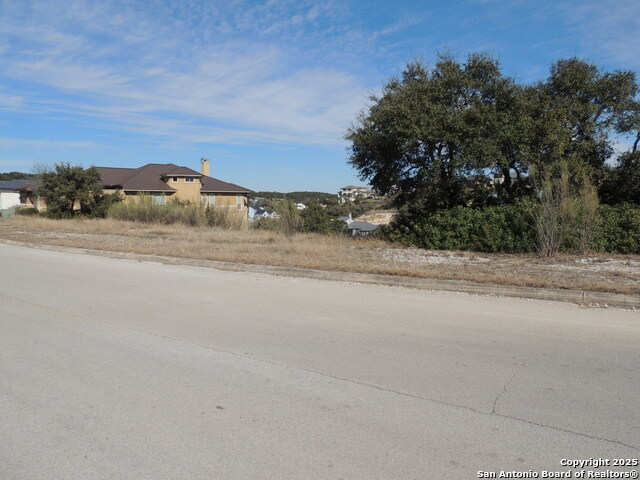 Listing photo id 0 for 17534 Rancho Diana