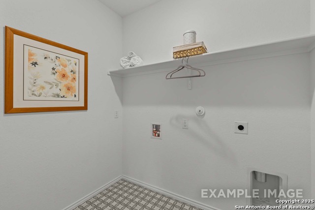 Listing photo id 37 for 6519 Lowrie Block