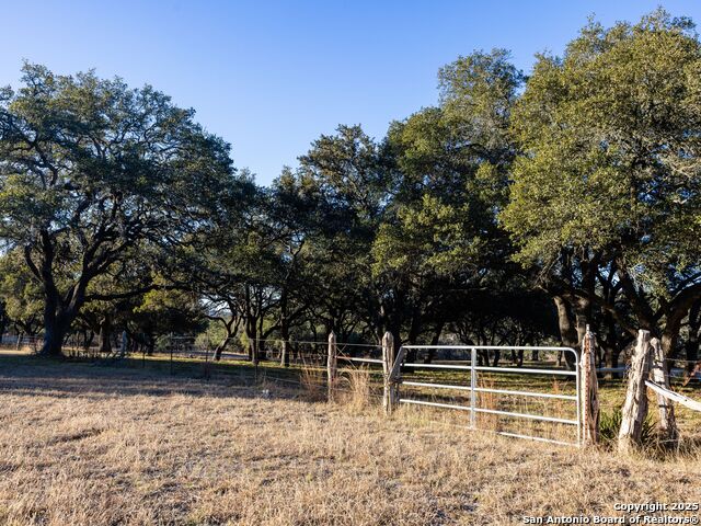 Image 25 of 50 For 6.56 Acres Ranch Road 1623