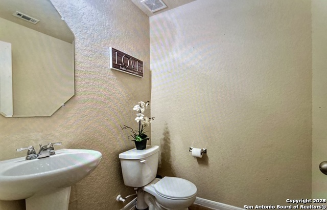 Listing photo id 18 for 4114 Maiden Way