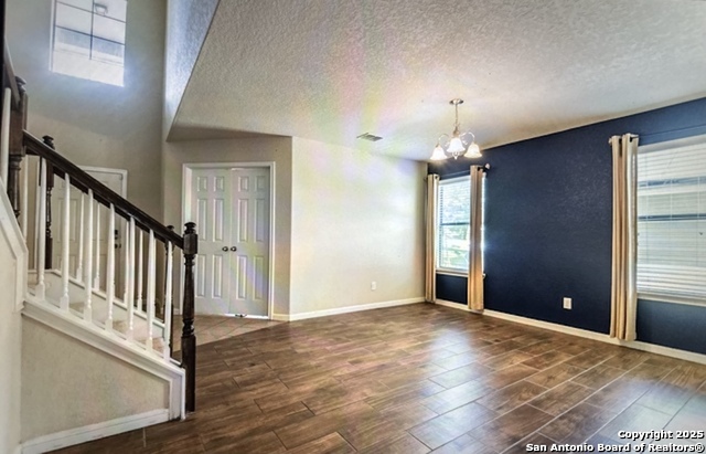 Listing photo id 1 for 4114 Maiden Way