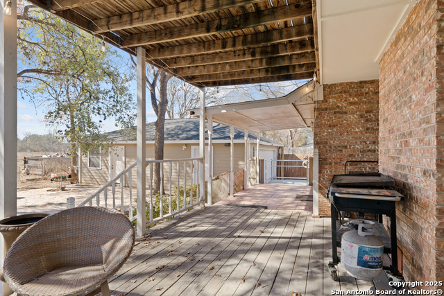 Listing photo id 24 for 4515 Pecan Grove