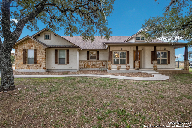 Details for 1143 County Road 4516, Castroville, TX 78009