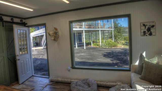 Image 12 of 50 For 2027 Walter White Ranch Road