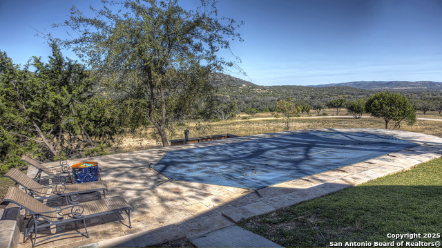 Image 17 of 50 For 2027 Walter White Ranch Road