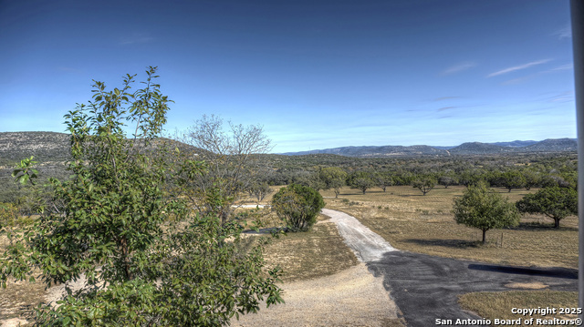 Image 39 of 50 For 2027 Walter White Ranch Road