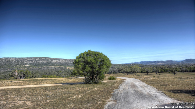 Image 4 of 50 For 2027 Walter White Ranch Road