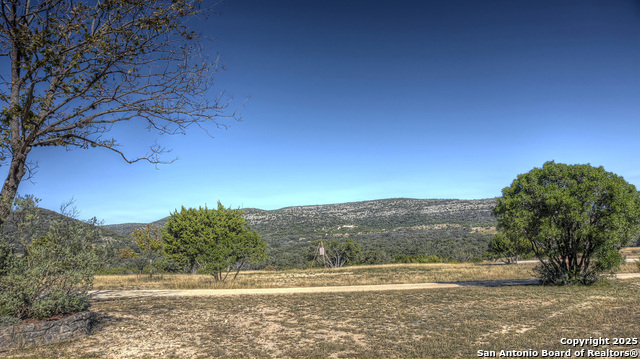 Image 5 of 50 For 2027 Walter White Ranch Road