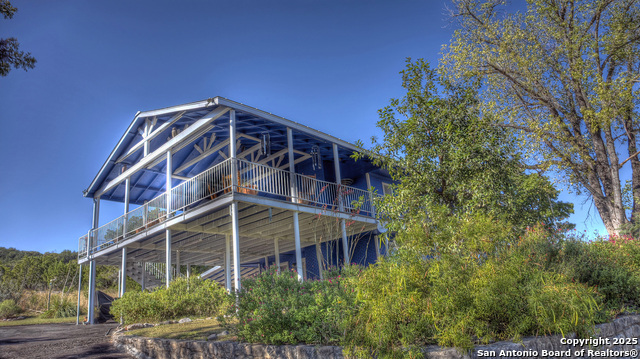 Image 7 of 50 For 2027 Walter White Ranch Road