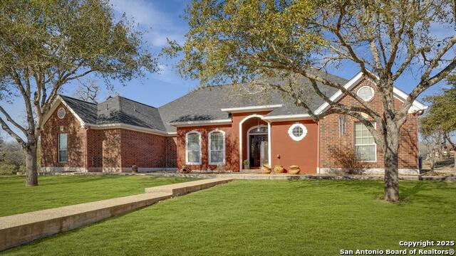 Listing photo id 0 for 1007 Bluebonnet Ln