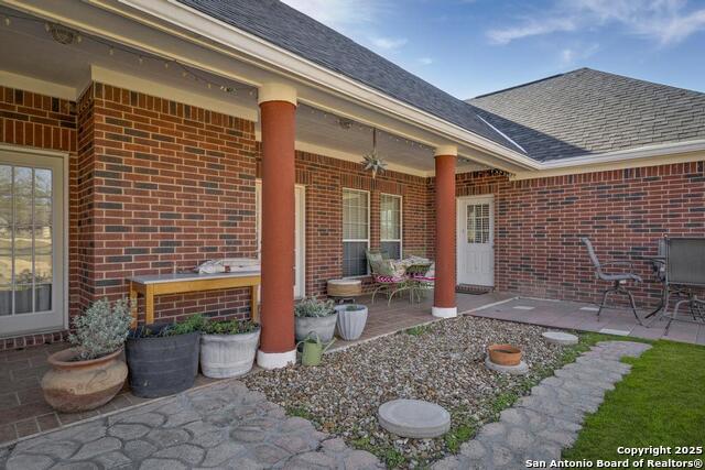 Listing photo id 20 for 1007 Bluebonnet Ln