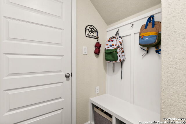 Listing photo id 26 for 715 Arroyo Dorado