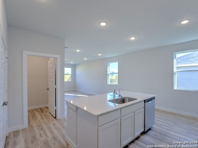 Image 10 of 26 For 9954 Forestier Green