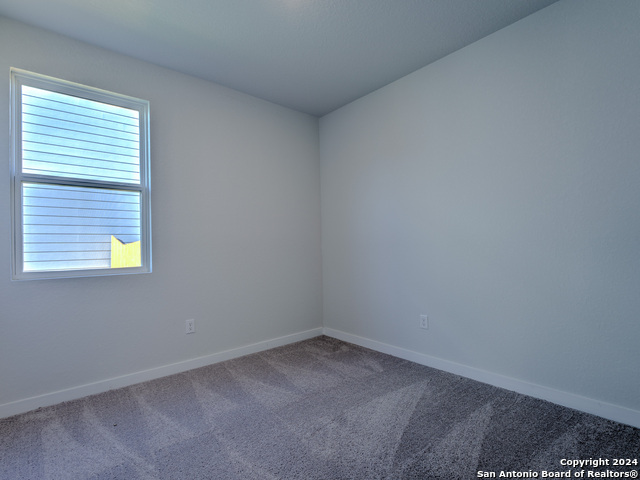Image 13 of 26 For 9954 Forestier Green