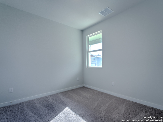 Image 15 of 26 For 9954 Forestier Green