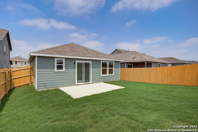 Image 2 of 26 For 9954 Forestier Green