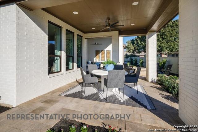 Listing photo id 22 for 415 Nash Way