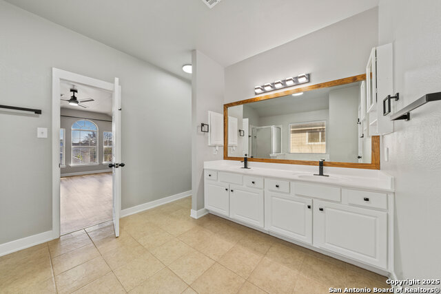 Listing photo id 17 for 1524 Juniper Ln