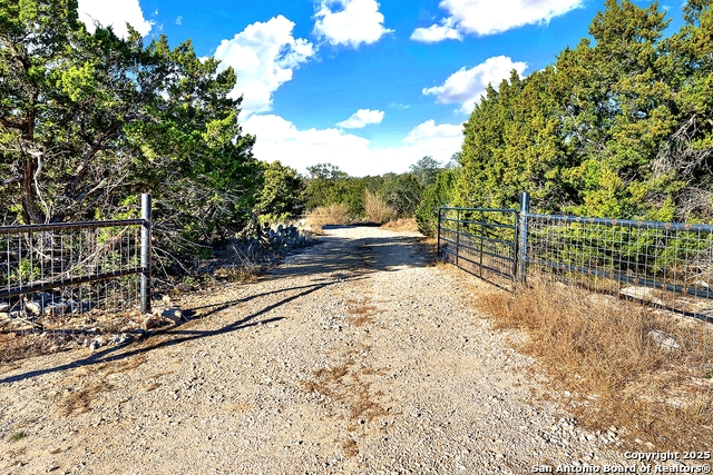 Image 8 of 41 For 829 County Road 2744