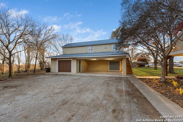 Listing photo id 32 for 7964 Jethro Ln