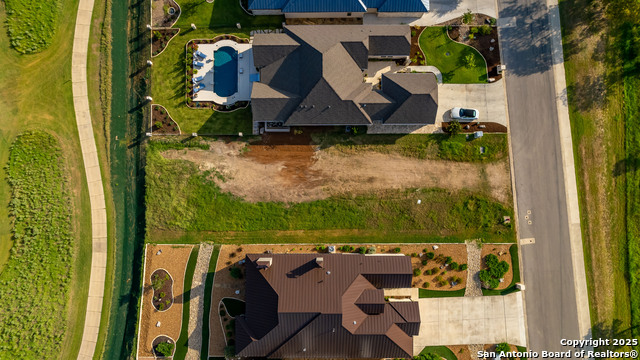 Listing photo id 4 for 3144 Pinnacle Club Dr