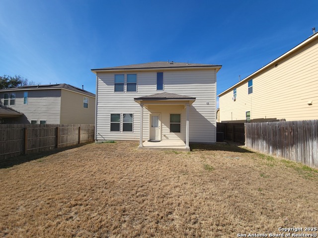 Listing photo id 24 for 1506 Bluewood Crst