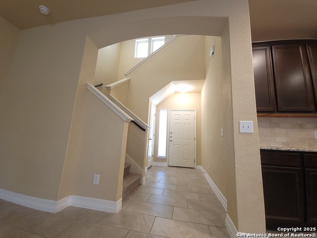 Listing photo id 1 for 1506 Bluewood Crst