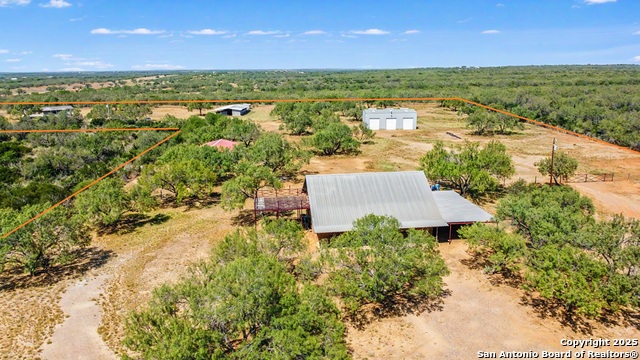 Image 2 of 17 For 20757 Us Highway 83