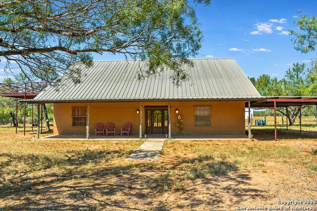 Image 5 of 17 For 20757 Us Highway 83