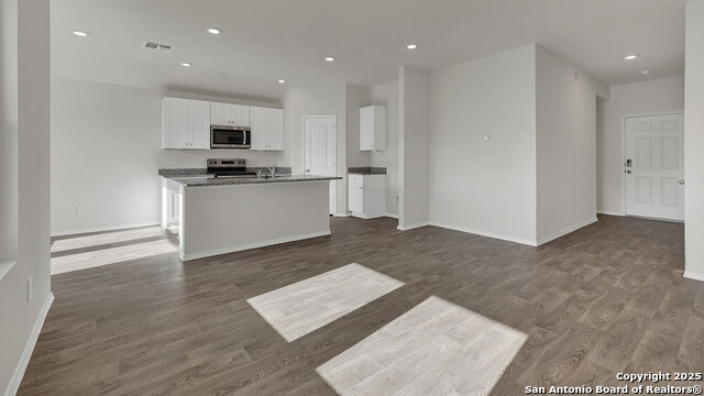 Image 12 of 31 For 322 Honeydew Way