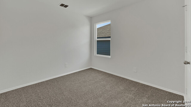 Image 4 of 31 For 322 Honeydew Way