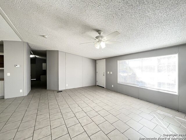 Image 11 of 40 For 11747 Haven Estates Blvd